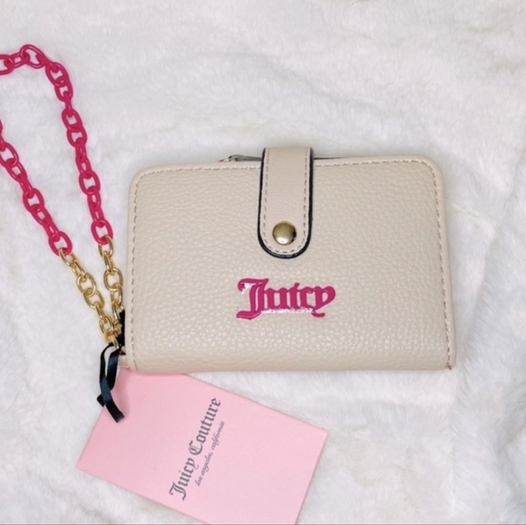NEW Juicy Couture Sandstone Can’t Tame Her Tab Card Wallet Pink Gold Cre… - Picture 1 of 5